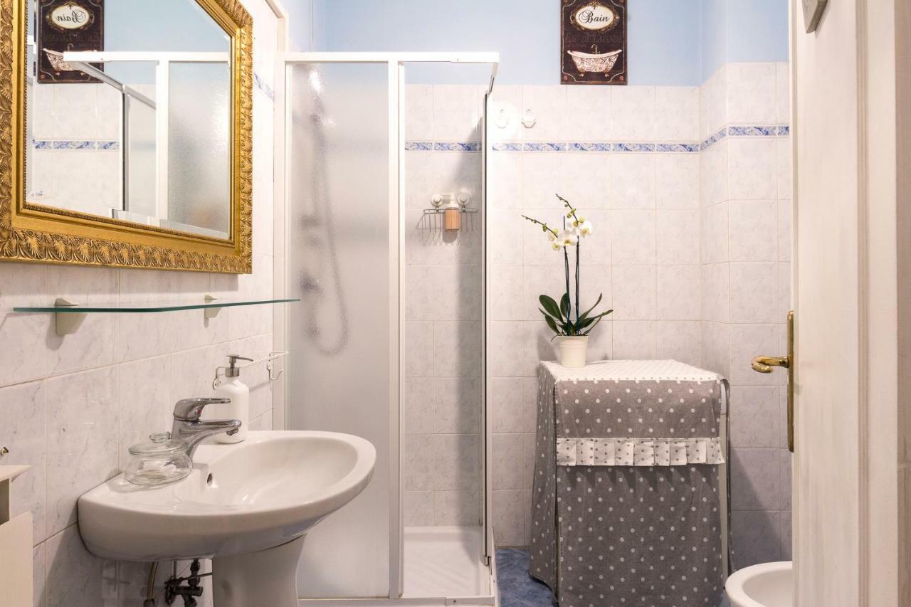 Casa Laura Apartment ฟลอเรนซ์ ภายนอก รูปภาพ